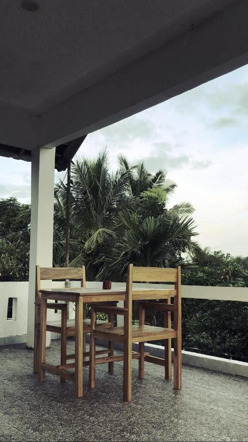 Tiara Homestay Plambi Екстериор снимка